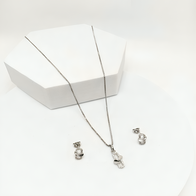Radiant 925 Sterling Silver Chain Pendant Set – 6.53 Grams