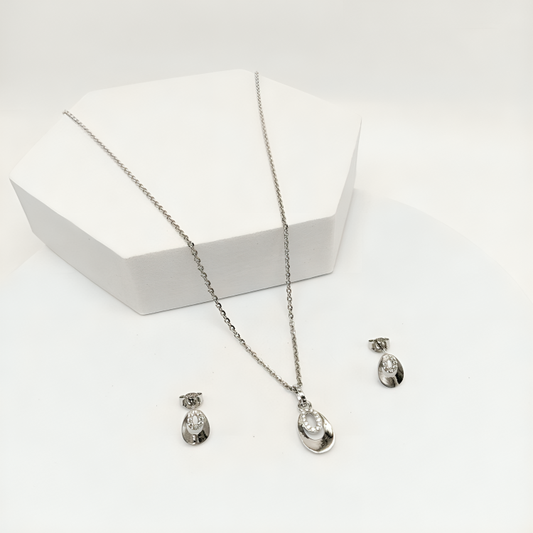 Royal Shine 925 Sterling Silver Chain Pendant Set – 6.65 Grams
