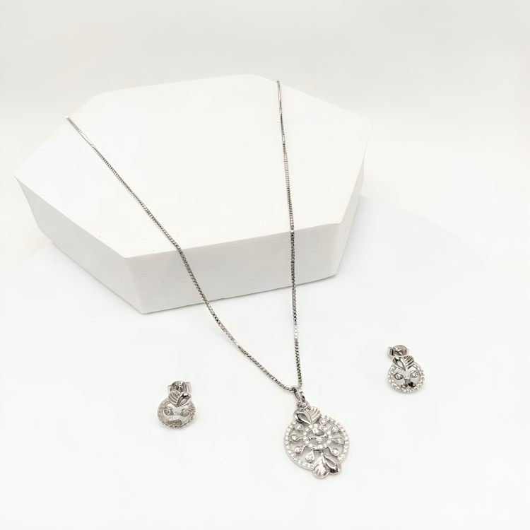 Silver Aura 925 Sterling Silver Chain Pendant Set – 6.80 Grams