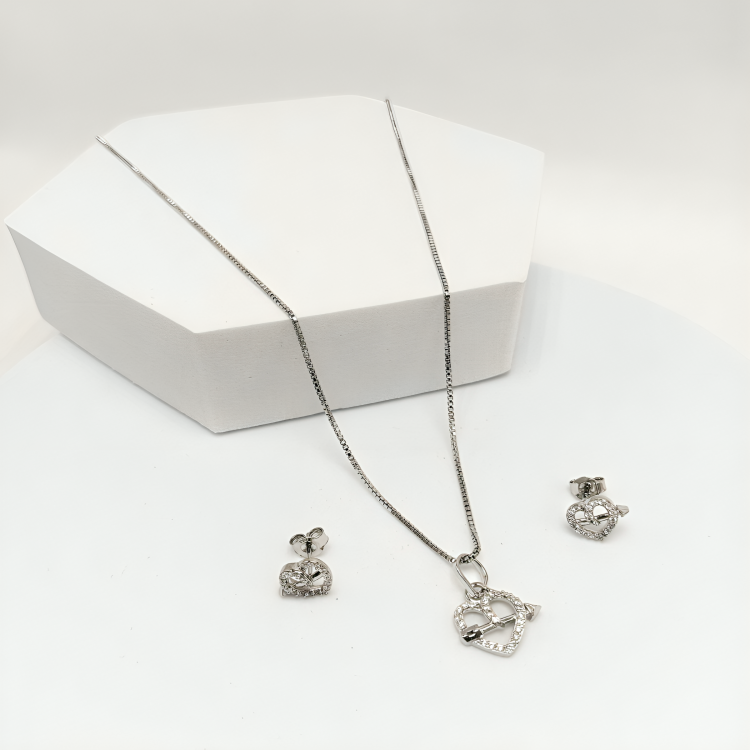 Celeste Shine 925 Sterling Silver Chain Pendant Set – 6.88 Grams